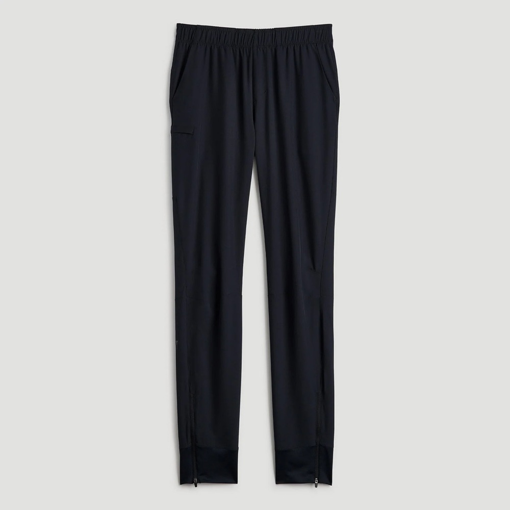 American Tall Featherweight Perforated Training Jogger for Tall Men in Black - Picture 10 of 10